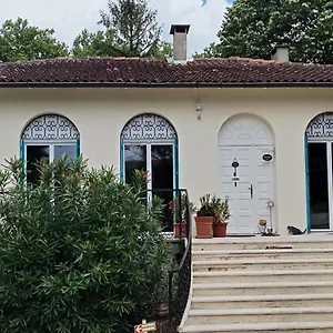 La Casanat Bed & Breakfast Montgiscard